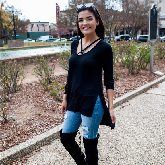 Tops - Long Sleeve Criss Cross Top